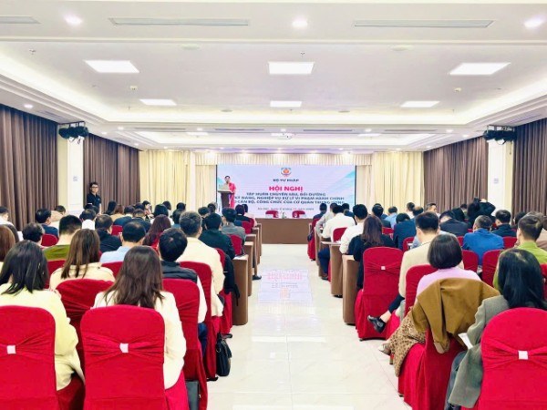 Tăng cường năng lực nghiệp vụ xử phạt vi phạm hành chính cho cán bộ, công chức cơ quan Trung ương